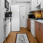 Fully Equipped & Modern Designed Spectacular 3br *