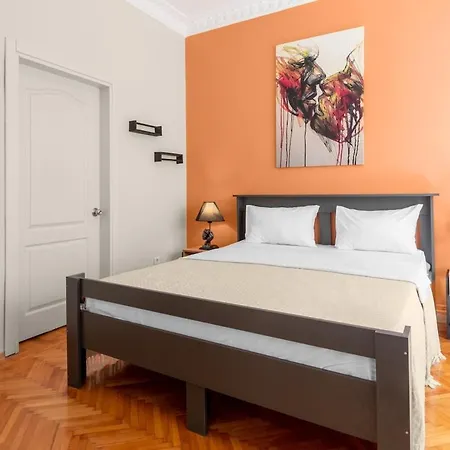 Fully Equipped & Modern Designed Spectacular 3br 公寓 伊斯坦布尔